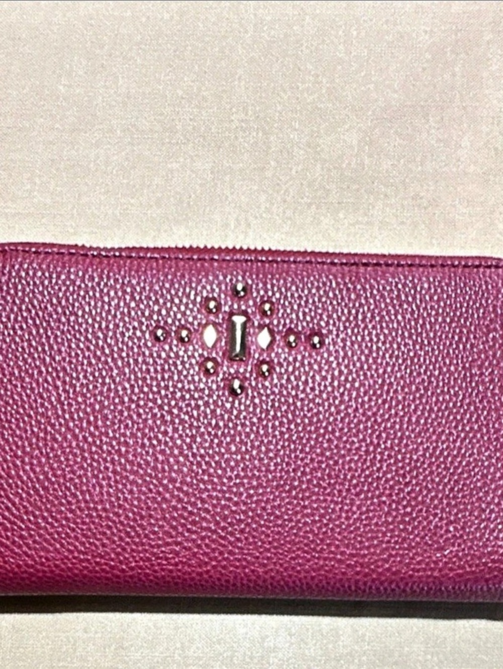 Thirty-One Burgundy Wristlet Wallet
